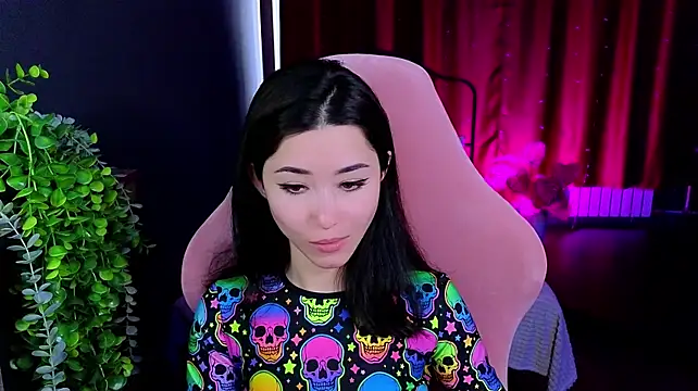 RedMidnight Adlı Modelin Canlı XXX Sohbeti
