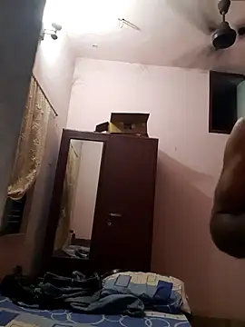 kikkalakka Adlı Modelin Canlı XXX Sohbeti