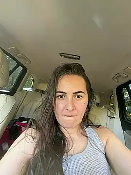BrunetteNymph Chat XXX live