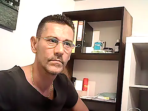 دردشة mastercharisma35 الجنسية المباشرة