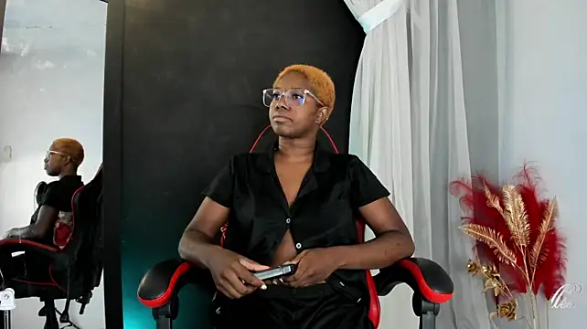 connywellss' Live XXX Chat