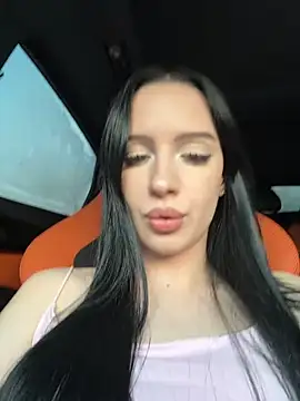 flora_off live XXX chat