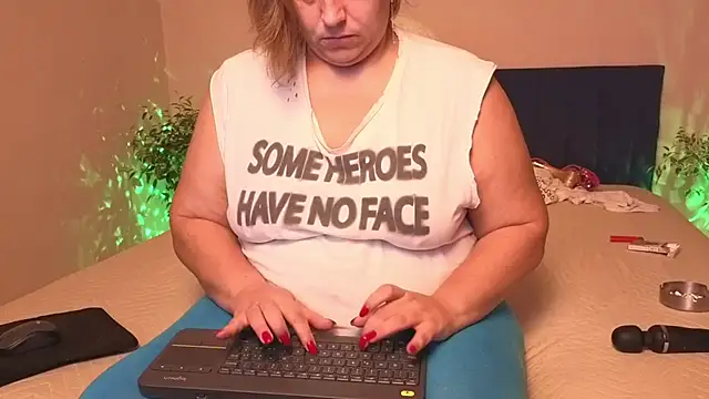 Bbw_Goddes' Live XXX Chat