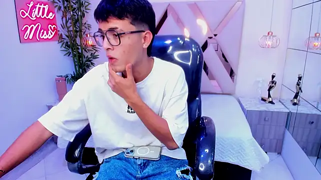 Czat XXX na żywo – Zayn_carter