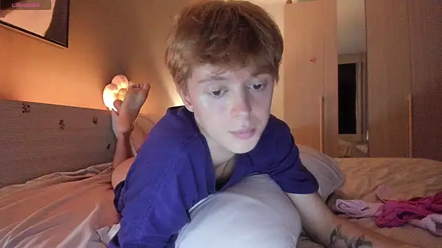 צ'אט XXX בשידור חי של angelAndyy