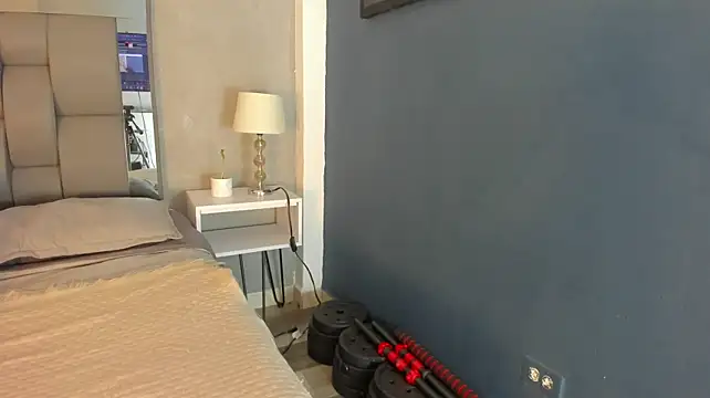 Charlie___Musk Pertunjukan Webcam