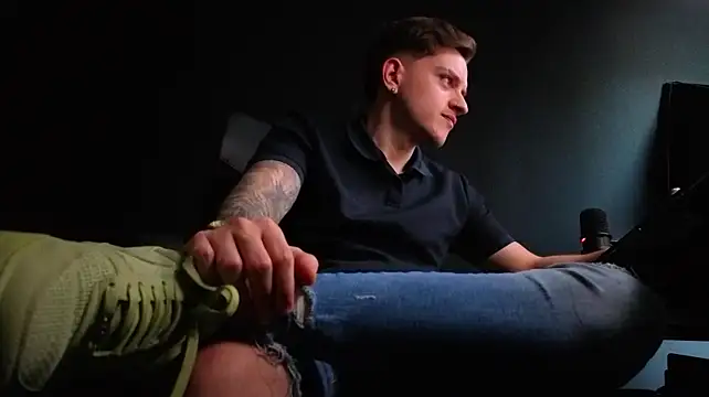 Chat XXX Live FelixStarkk
