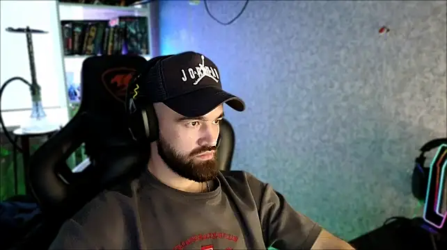_Serious_Man élő XXX-chatje