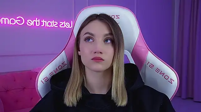 Chat +18 de StacyEvances ao vivo