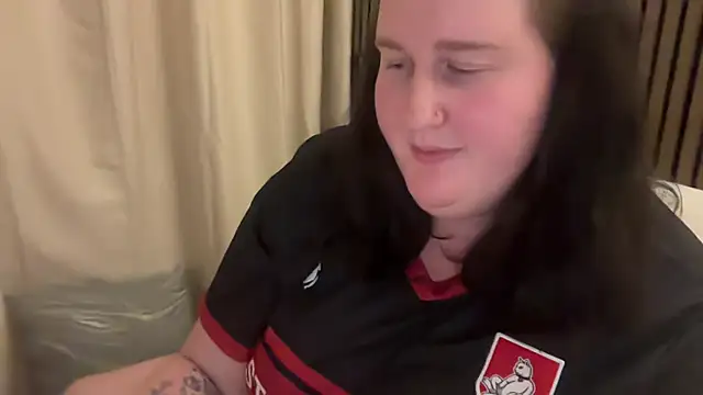 Živý XXX chat xopeachybaby