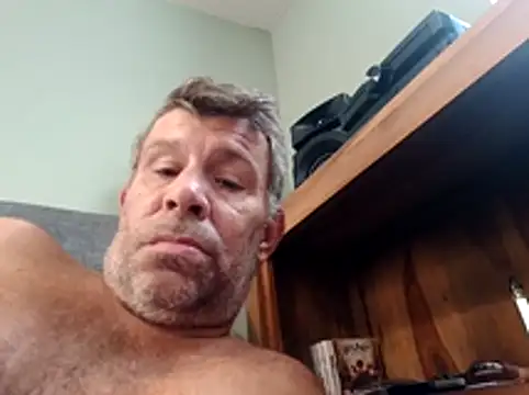 stud2512 XXX чат на живо