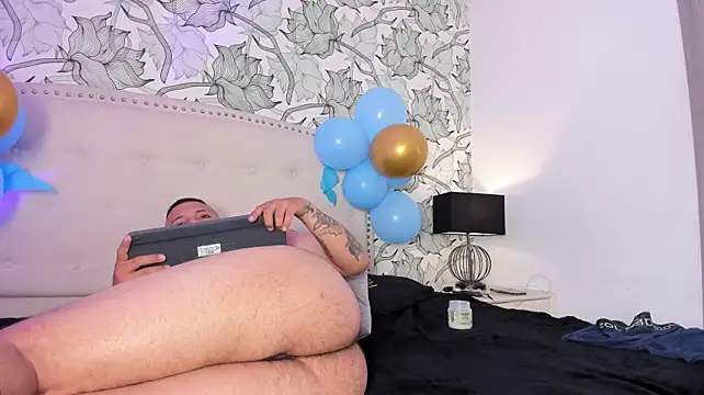 XXX chat uživo modela Luna_Noire1