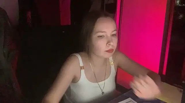 VioleteBunny Chat XXX in diretta
