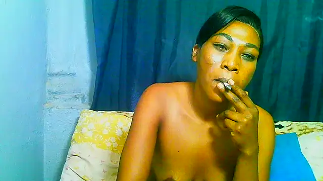 Chatroom XXX en direct de freaky_naughty