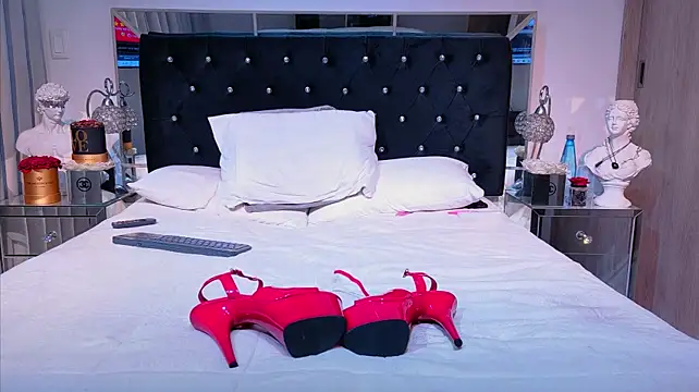 Bimbo_sofi Live XXX Chat
