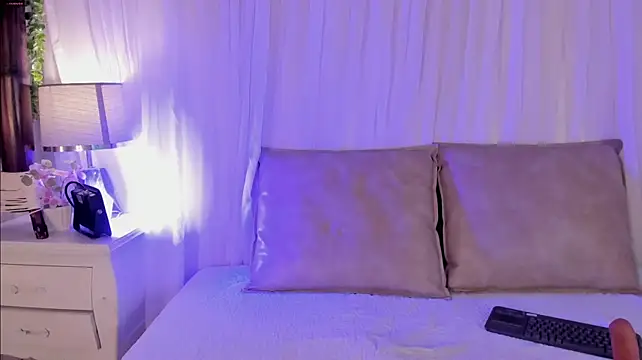 Czat XXX na żywo – SeleneLight