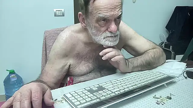 XXX chat uživo modela coach-karl
