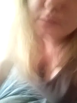 Онлайн чат XXX ParisMimi