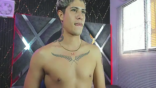 dominic_connor Chat XXX in diretta