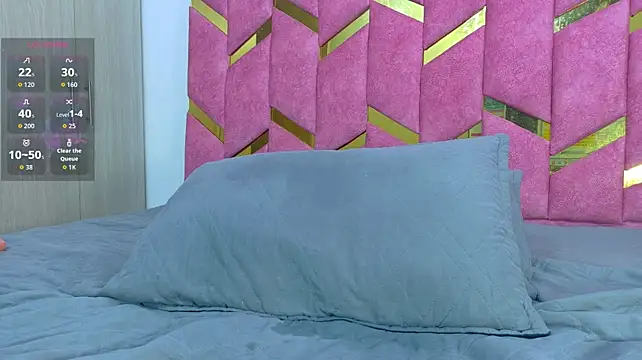 hornyhousekeeper_ XXX чат на живо