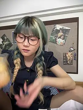 Rocket-Girl Live XXX-chat