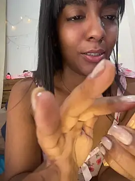 Chat +18 de SADIRA_7 ao vivo
