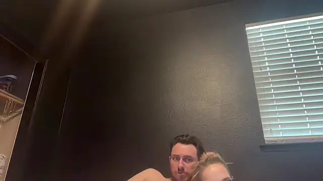 Chat XXX en directo de hungandcloudy