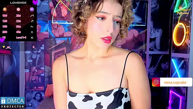 nena_cupcake_'s Live XXX Chat