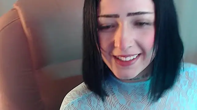 Marilyn_Rosex Adlı Modelin Canlı XXX Sohbeti