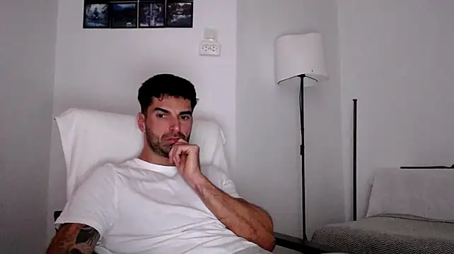 Verycutex's Live XXX Chat