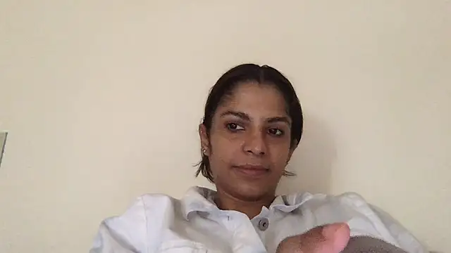 karlatiburcio's Live XXX Chat