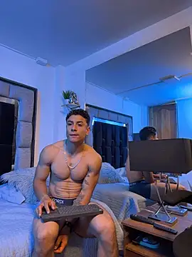 MR_MUSCLEのライブXXXチャット