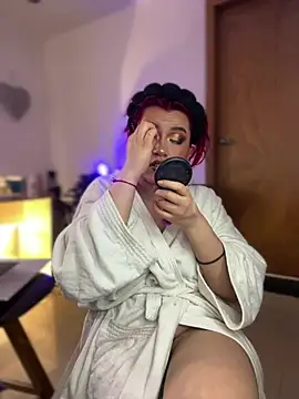 NikkiNix Chat XXX in diretta