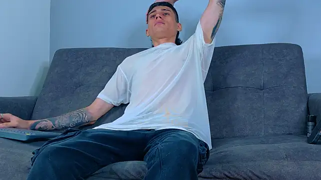 XXX chat uživo modela BryanGrey__