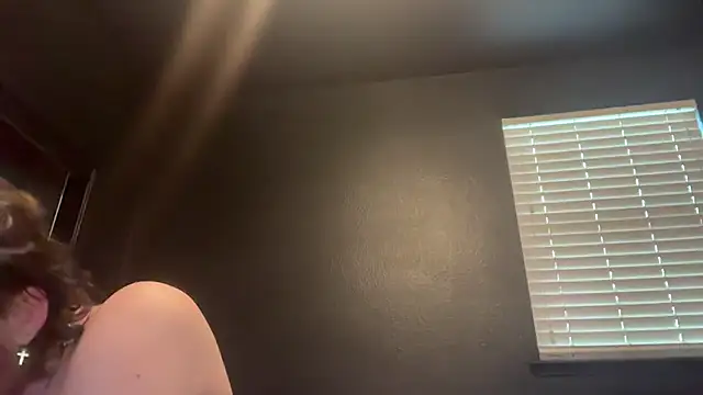 Онлайн чат XXX hungandcloudy