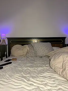 frenchboy9711 – Naživo XXX chat