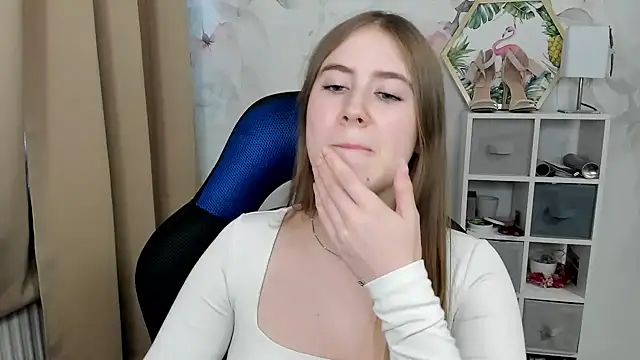 Chat XXX en directo de candy_Megan
