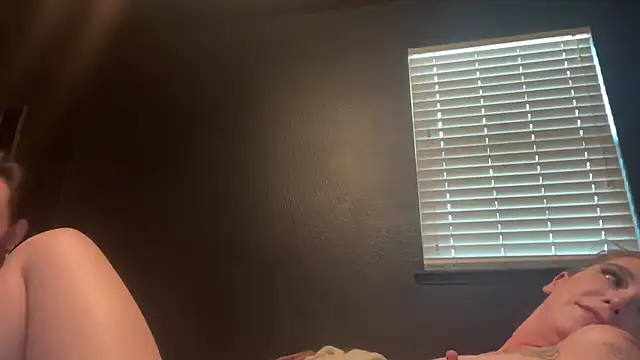 hungandcloudy Live XXX-chat