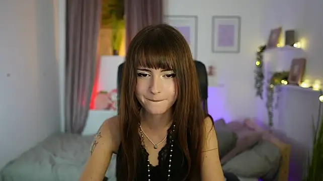 Czat XXX na żywo – Ella_Young