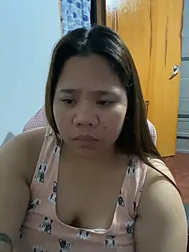 -CLARAMommy-'s Live XXX Chat