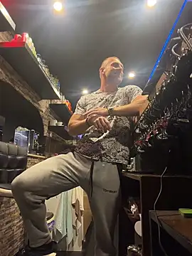 Johnytrainn Live XXX chat