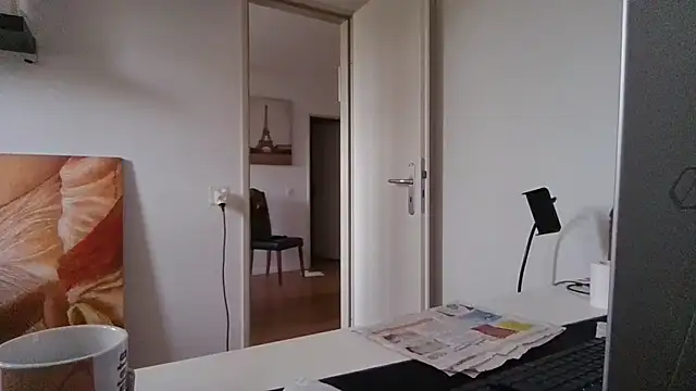 alpha-hunk live XXX chat
