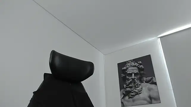 simonleon27 现场XXX聊天