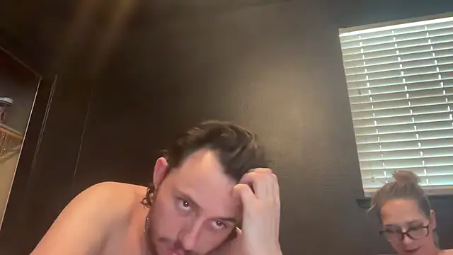 hungandcloudy – Naživo XXX chat