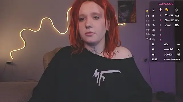 The_Full_Red_Moon's Live XXX Chat
