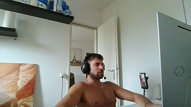 alpha-hunk Live XXX Chat