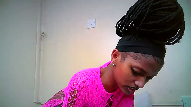Qute_nimple's Live XXX Chat