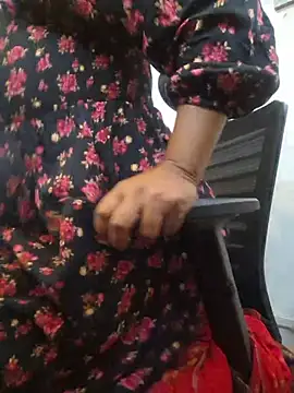 Goddess_of_Hearts' Live XXX Chat