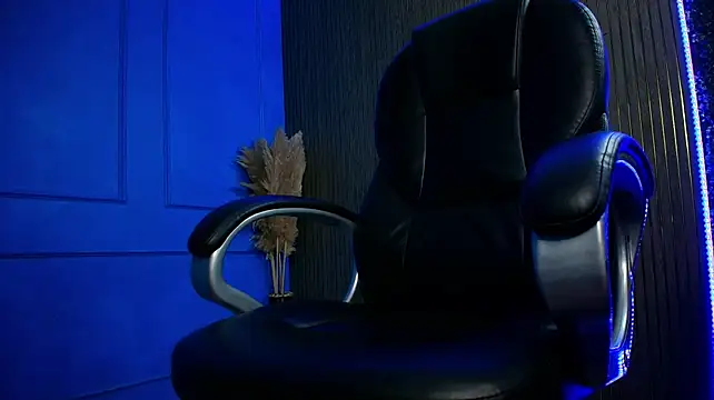 NEOSLY_7 – Naživo XXX chat