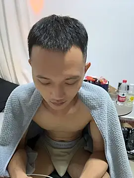 lun_kai 现场XXX聊天